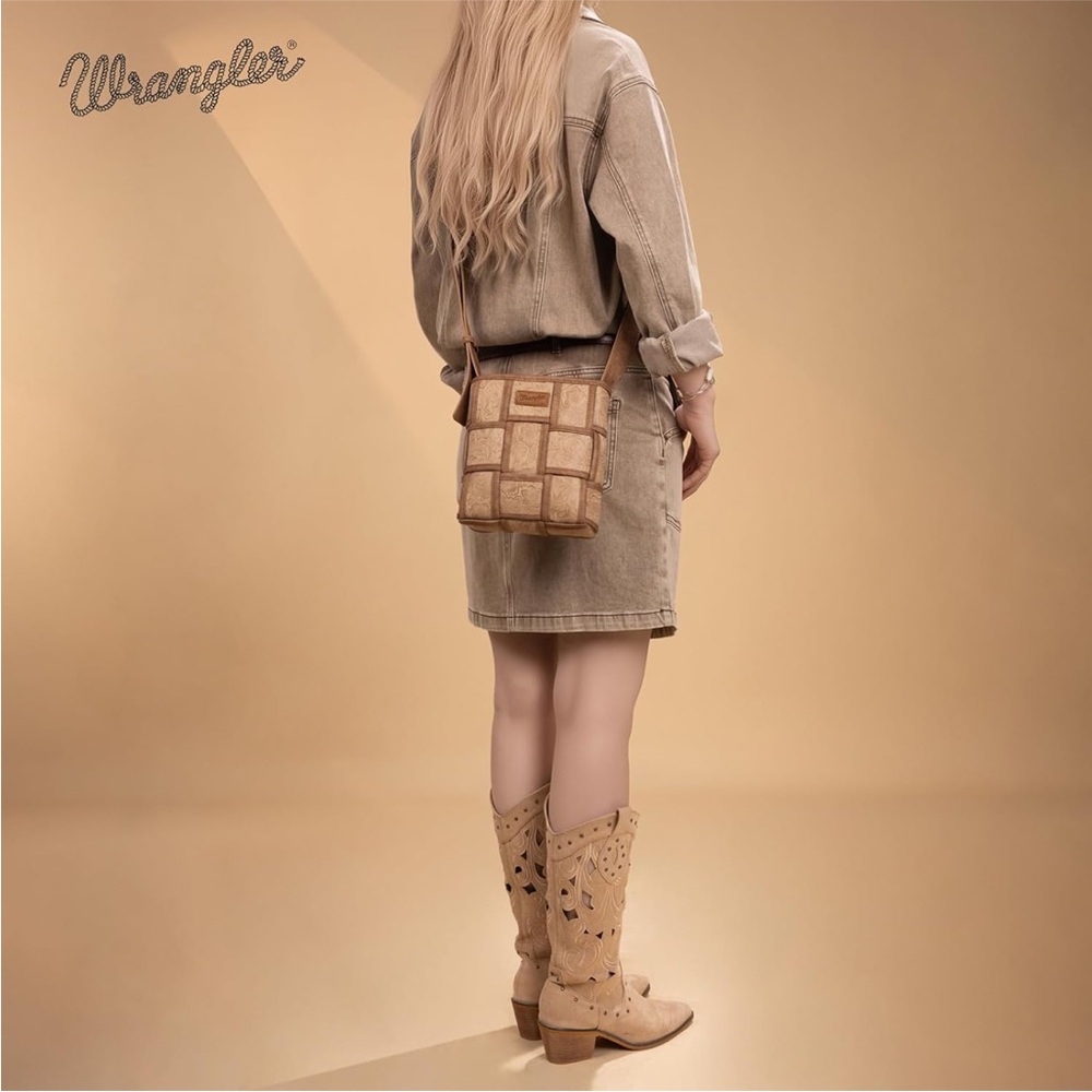 Wrangler Floral Embossed Crossbody Bag - Picture 5 of 6